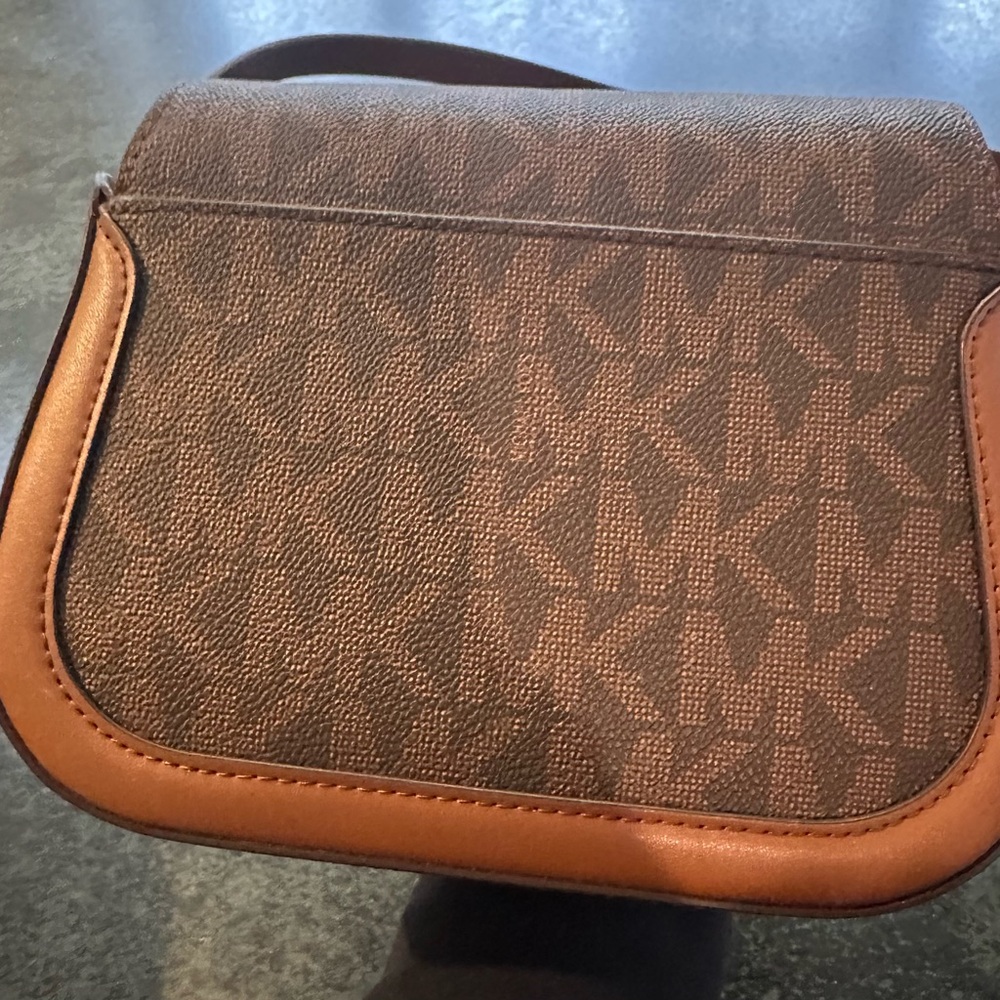 Brand new with tags. Michael Kors Lucie bag - Picture 3 of 3